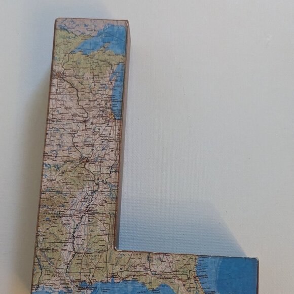 NWT Detailed US Map Letter 'L' Alphabet Sign Michael's Ashland Wall Home Decor - Picture 2 of 8